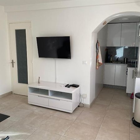Agreable 2 Pieces En Ville Comme A La Campagne Ница Екстериор снимка