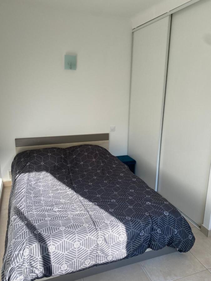 Agreable 2 Pieces En Ville Comme A La Campagne Ница Екстериор снимка